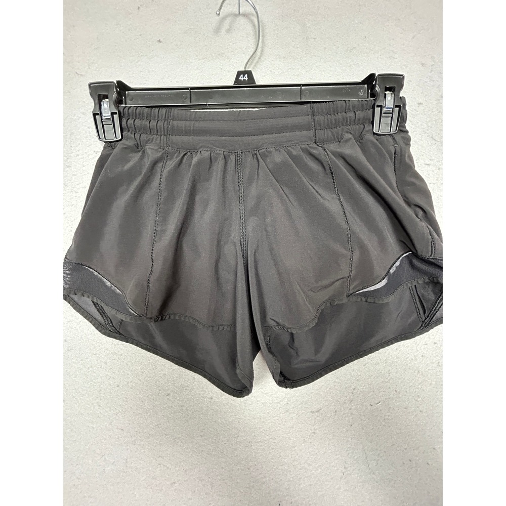 Lululemon Hotty Hot Shorts Low Rise Black Size 4 Womens